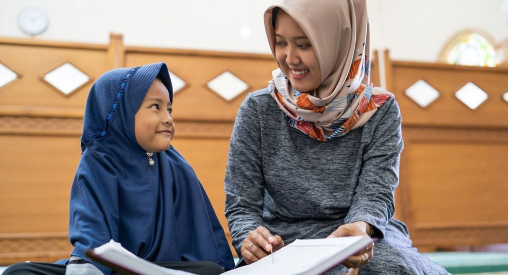 Mengajarkan Doa Harian Kepada Anak